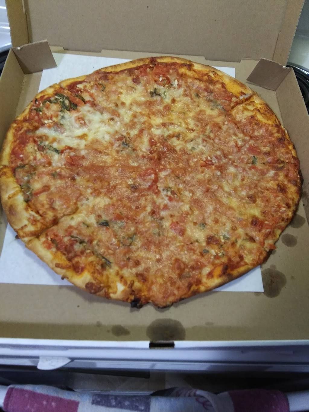 Francescos Pizzeria & Restaurant | meal delivery | 550 Count Rd. 530 The Crestwood Villlage, Shopping Center, Whiting, NJ 08759, USA | 7328493768 OR +1 732-849-3768