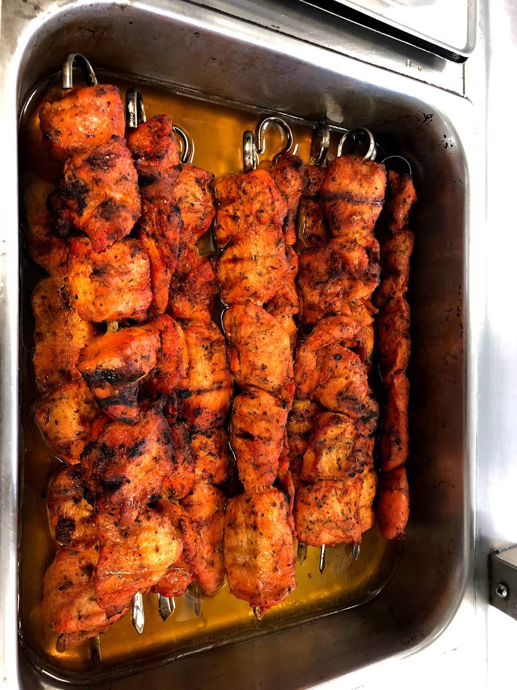 Mr Souvlaki | restaurant | 7575 Keele St, Concord, ON L4K 1Y2, Canada | 9057611950 OR +1 905-761-1950