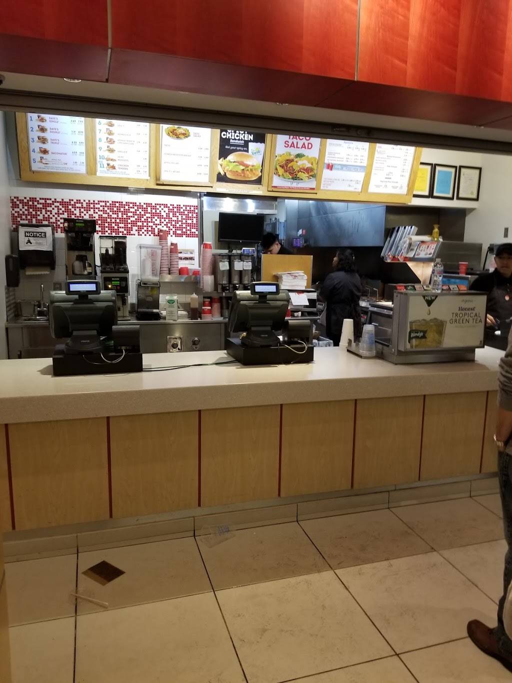 Wendys | restaurant | 100 Hotel Dr Terminal A, East Boston, MA 02128, USA | 6175611417 OR +1 617-561-1417