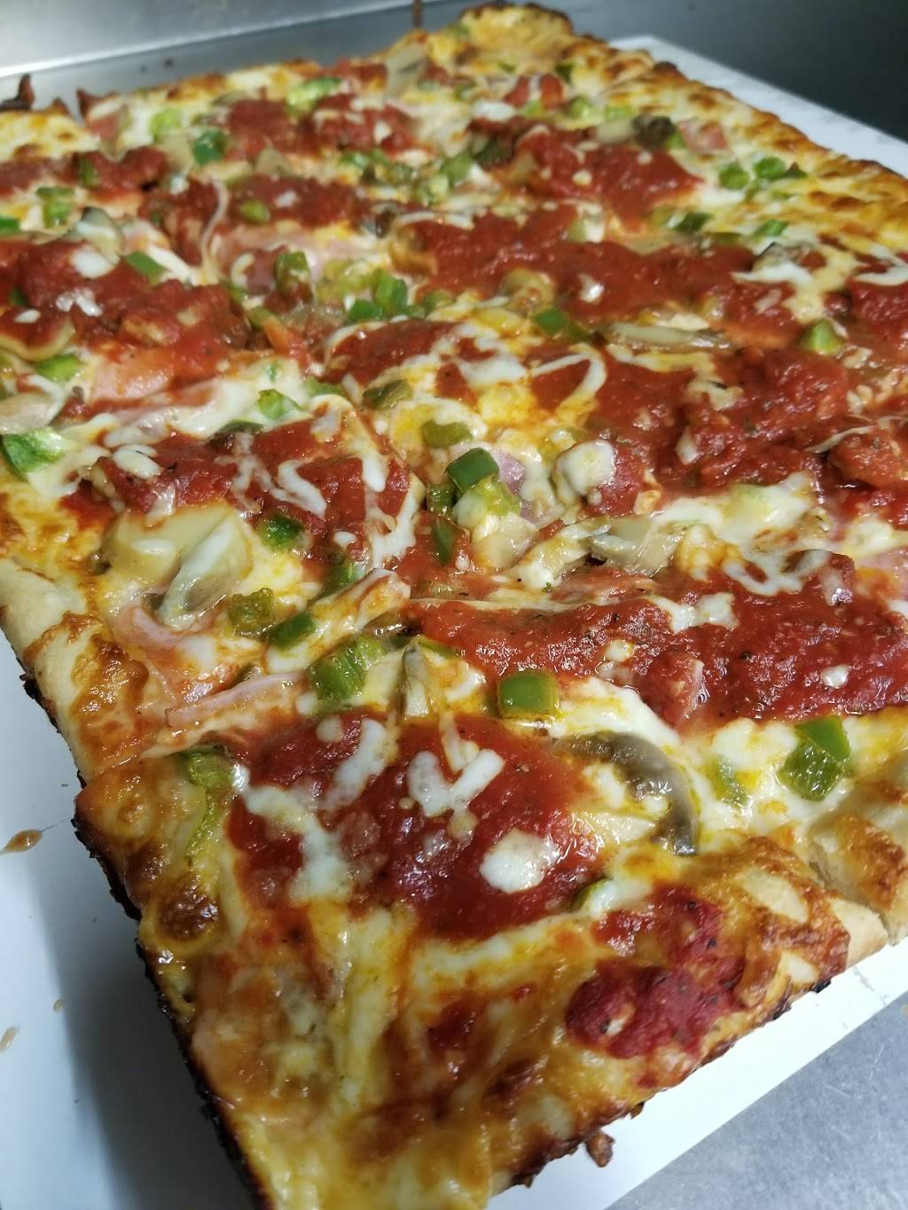Primos Pizza | restaurant | 8237 Allen Rd, Allen Park, MI 48101, USA | 3139285500 OR +1 313-928-5500