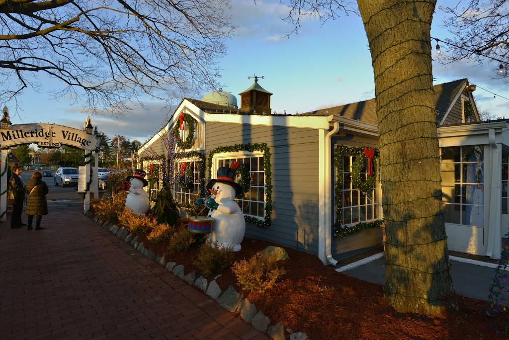 The carlton | restaurant | 585 N Broadway, Jericho, NY 11753, USA | 5169312201 OR +1 516-931-2201