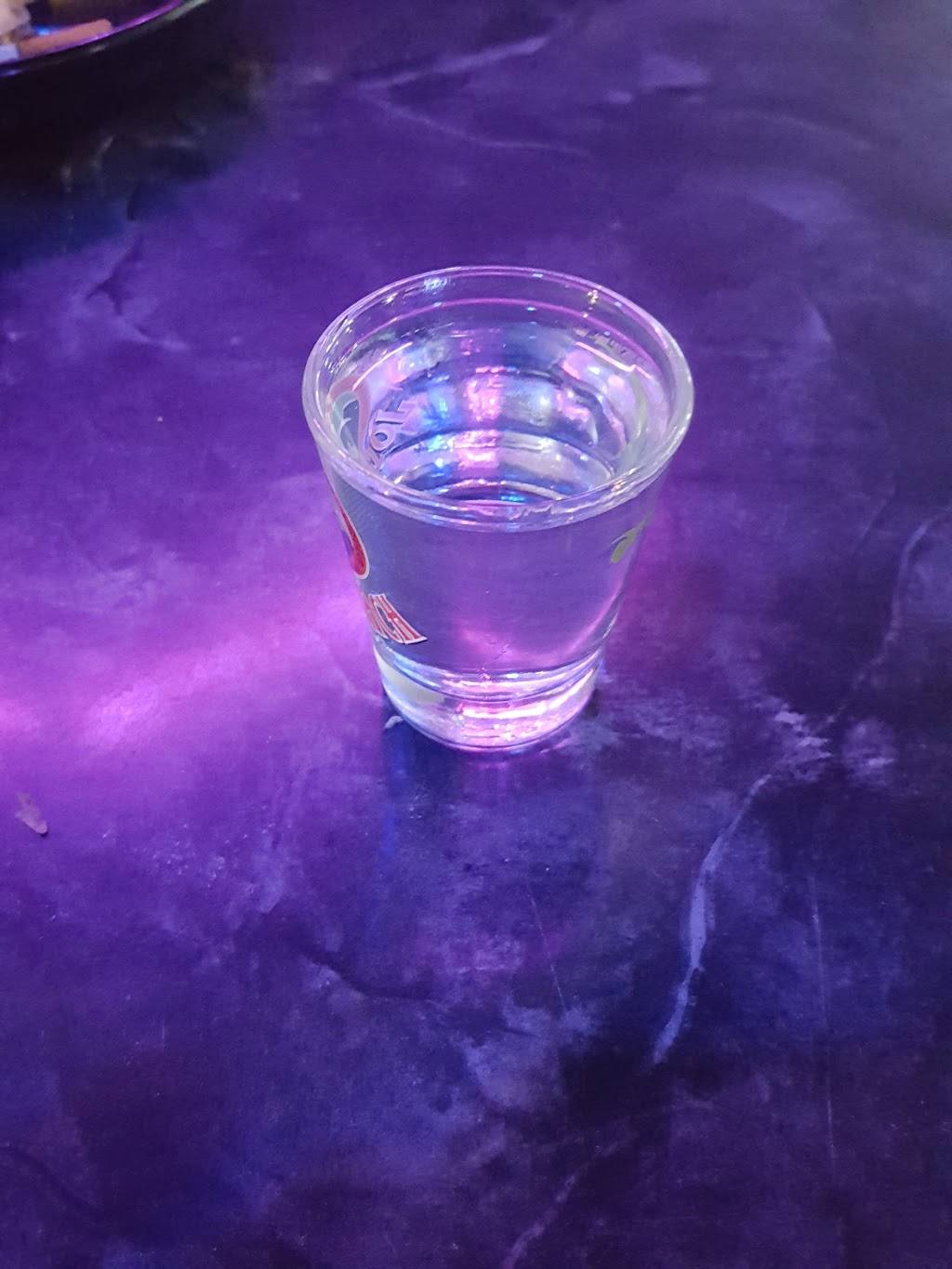 Woodys | restaurant | 737 Main St, Lapel, IN 46051, USA | 7655343878 OR +1 765-534-3878