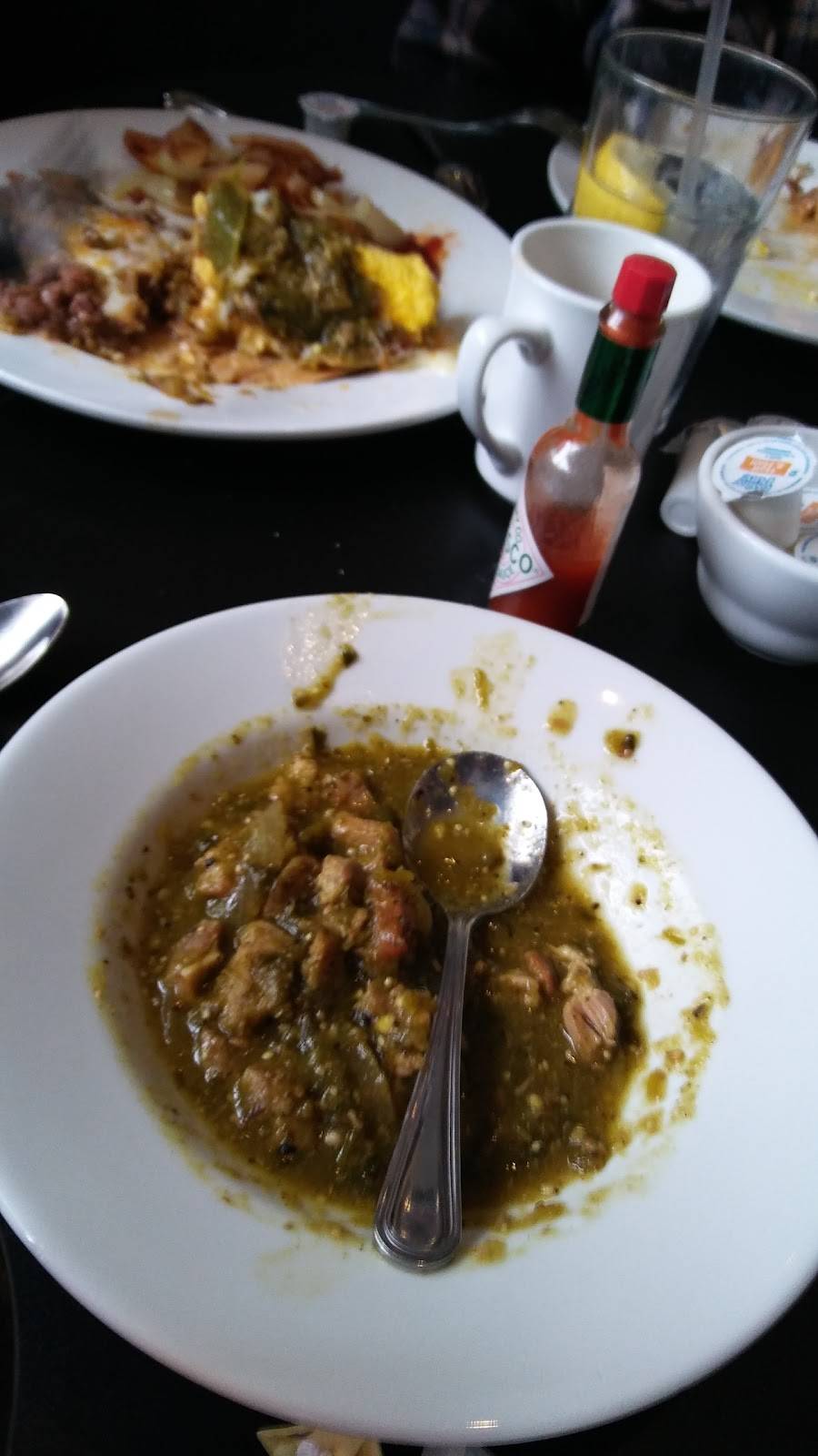 Hozys Grill | restaurant | 1760 Lemonwood Dr, Santa Paula, CA 93060, USA | 8055251068 OR +1 805-525-1068