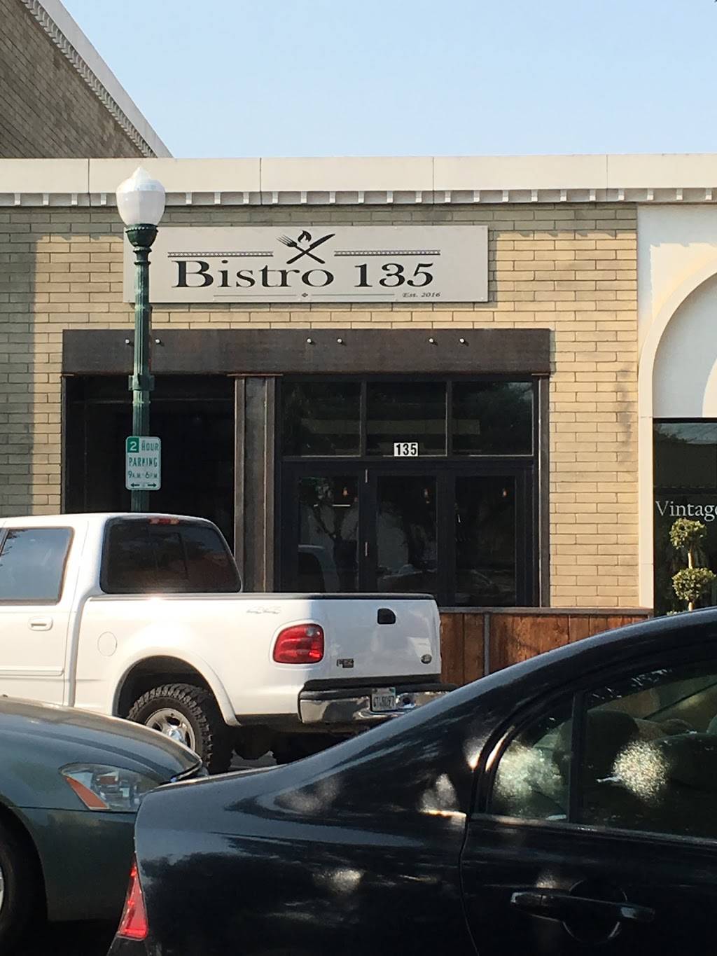 Bistro 135 | restaurant | 135 W 10th St, Tracy, CA 95376, USA | 2094074286 OR +1 209-407-4286