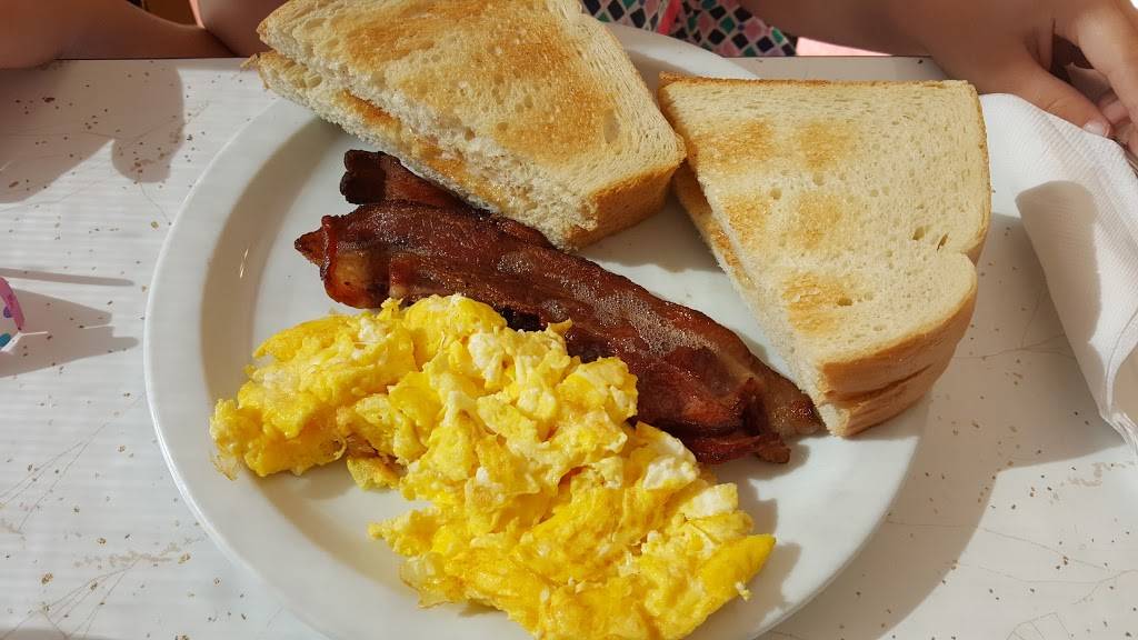 Arianas Restaurant | restaurant | 912 Park Row, Salinas, CA 93901, USA | 8314227611 OR +1 831-422-7611