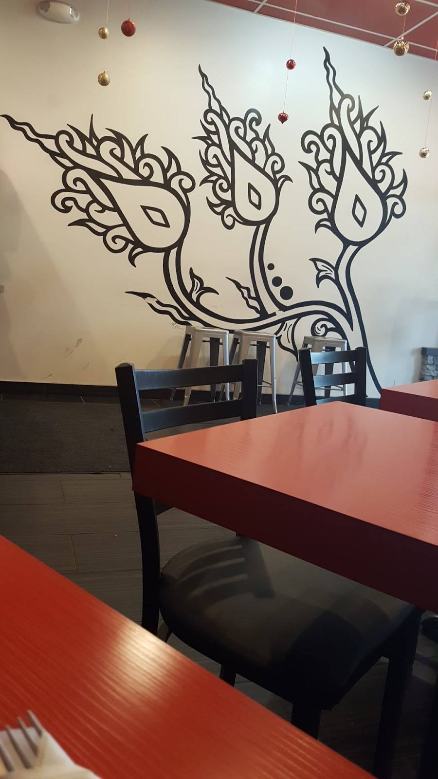 Bangkok Cuisine Express | restaurant | 2596 N Squirrel Rd, Auburn Hills, MI 48326, USA | 2484819300 OR +1 248-481-9300