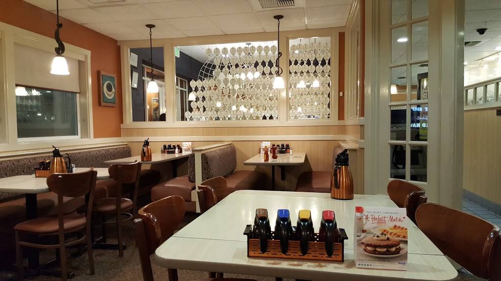 IHOP | restaurant | 4760 Portage St NW, North Canton, OH 44720, USA | 3309669805 OR +1 330-966-9805