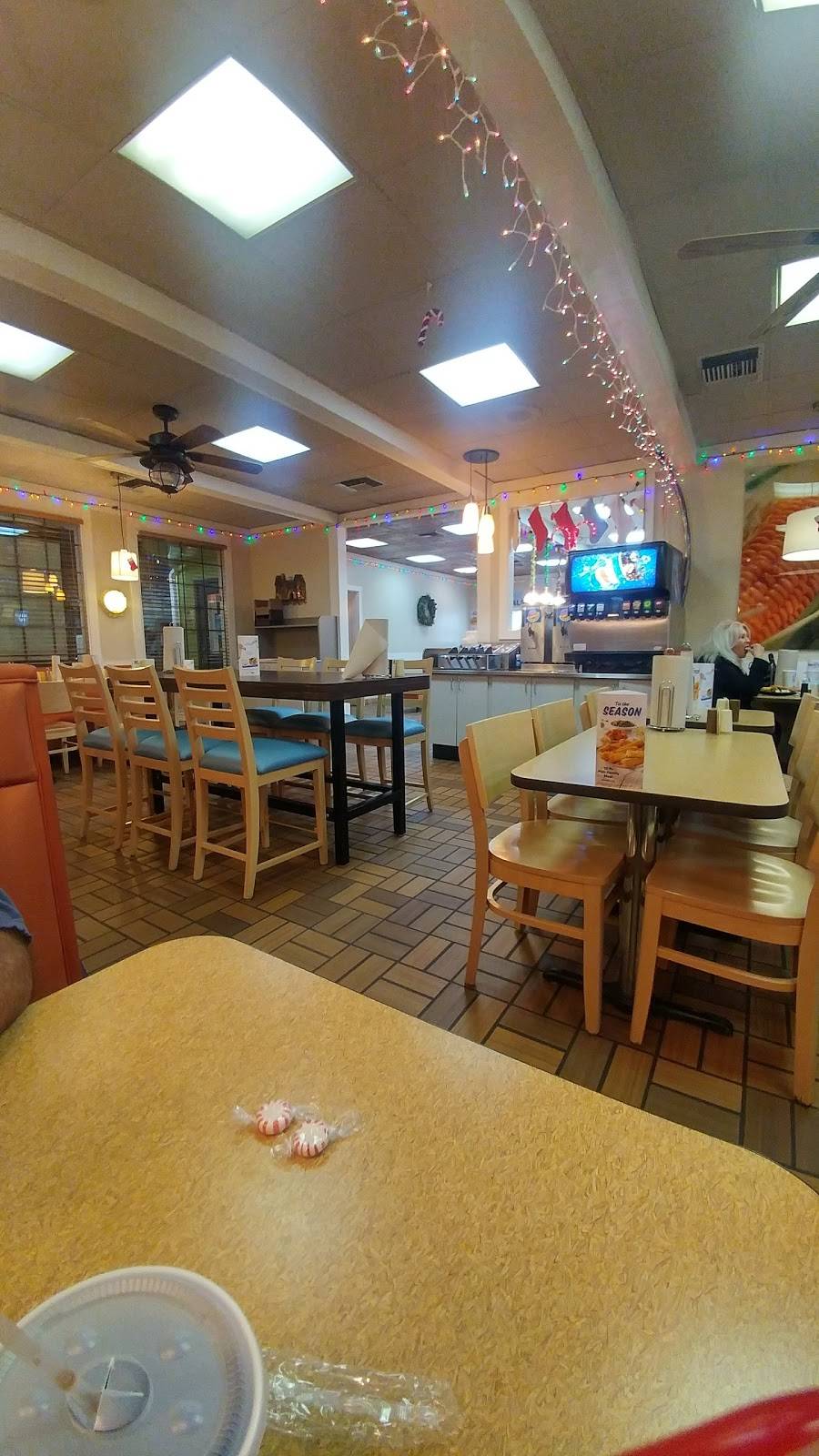 Captain Ds | restaurant | 1234 E Fillmore St, Colorado Springs, CO 80907, USA | 7194738268 OR +1 719-473-8268