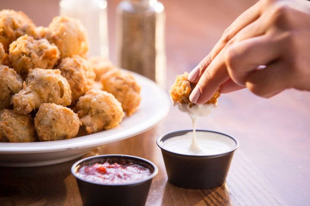 Hideaway Pizza | restaurant | 5966 S Yale Ave, Tulsa, OK 74135, USA | 9184924777 OR +1 918-492-4777