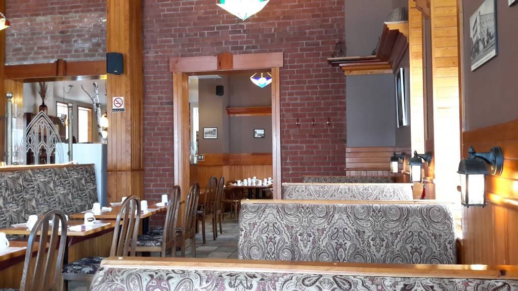 Restaurant La Vieille Gare de Richmond | restaurant | 739 Rue Principale Nord, Richmond, QC J0B 2H0, Canada | 8198266655 OR +1 819-826-6655