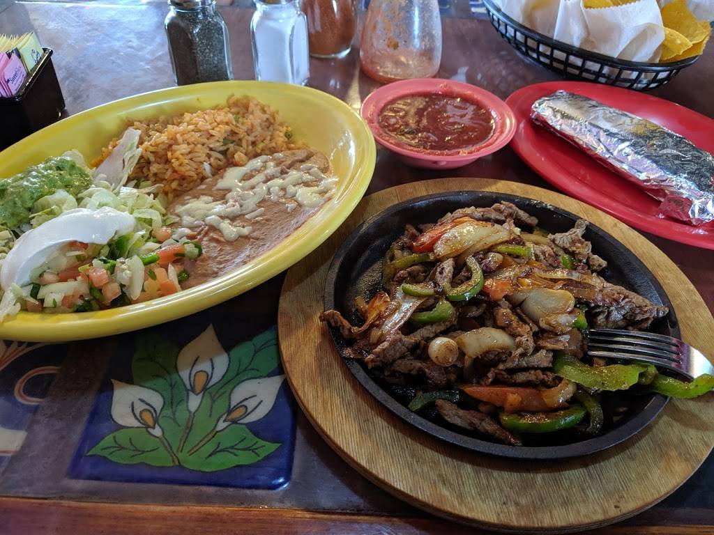 Salsas Mexican Restaurant | restaurant | 127 S Pearson Rd, Pearl, MS 39208, USA | 6013458049 OR +1 601-345-8049