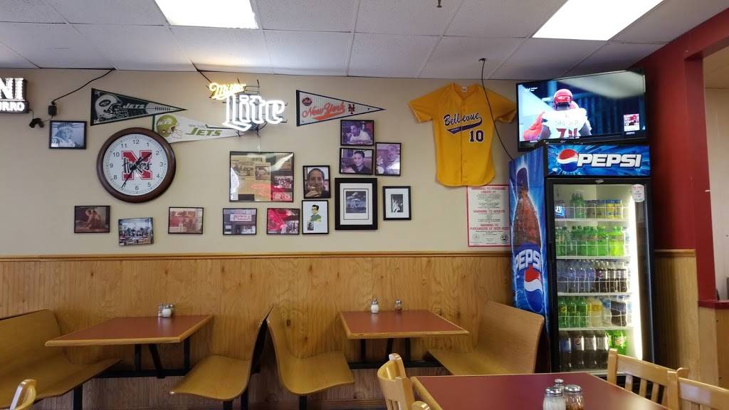 Franks Pizzeria | restaurant | 711 N 132nd St, Omaha, NE 68154, USA | 4024930404 OR +1 402-493-0404