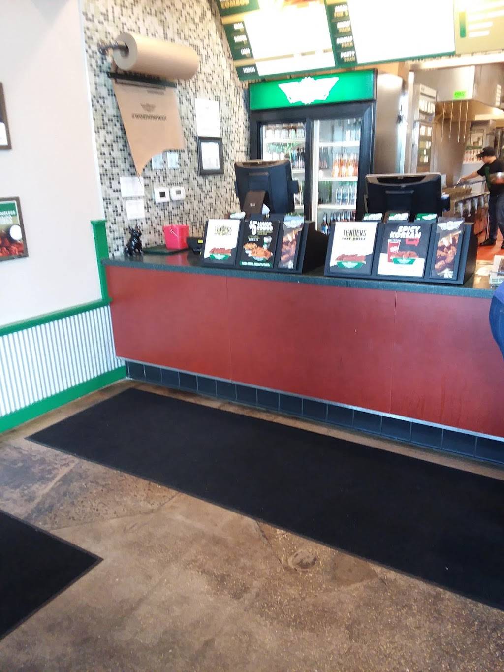 Wingstop | restaurant | 410 Blanding Blvd Ste 15, Orange Park, FL 32073, USA | 9046447270 OR +1 904-644-7270