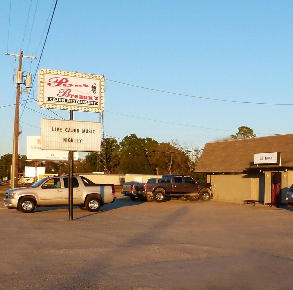 Pont Breauxs Cajun Restaurant | restaurant | 325 W Mills Ave, Breaux Bridge, LA 70517, USA | 3373324648 OR +1 337-332-4648