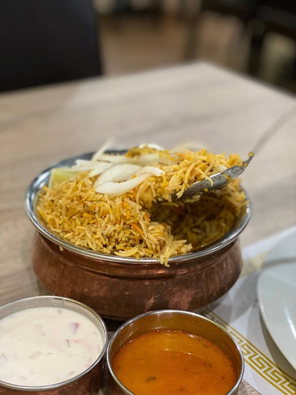 Bawarchi Indian Cuisine | restaurant | 2203 Tasman Dr, Santa Clara, CA 95054, USA | 4087273939 OR +1 408-727-3939