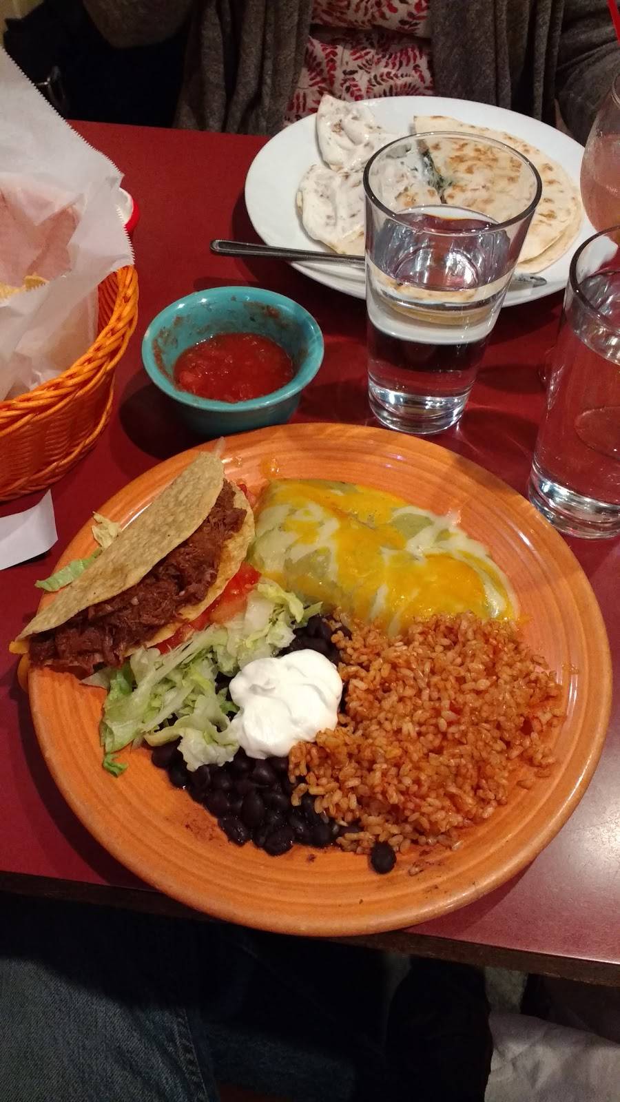 Margarets Cantina | restaurant | 1129 Weaver Dairy Rd I, Chapel Hill, NC 27514, USA | 9199424745 OR +1 919-942-4745