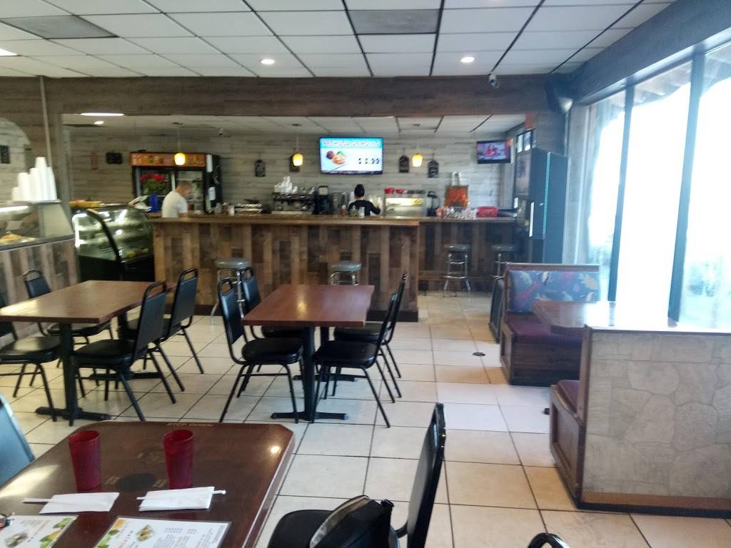 747 Cafeteria | restaurant | 4665 NW 7th St, Miami, FL 33126, USA | 3054460171 OR +1 305-446-0171