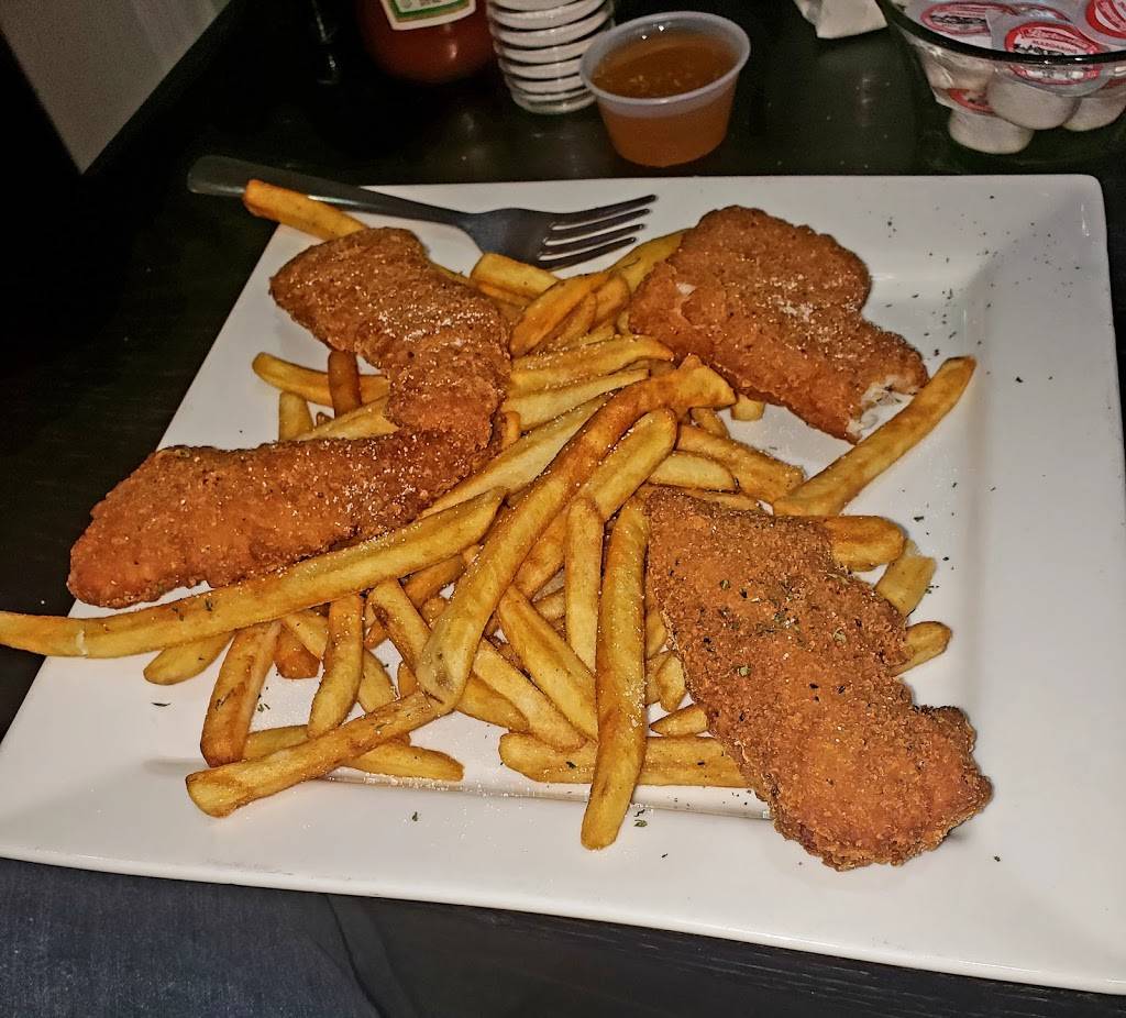 Golden Rooster Restaurant | restaurant | 5 Toronto St, Colborne, ON K0K 1S0, Canada | 9053552231 OR +1 905-355-2231