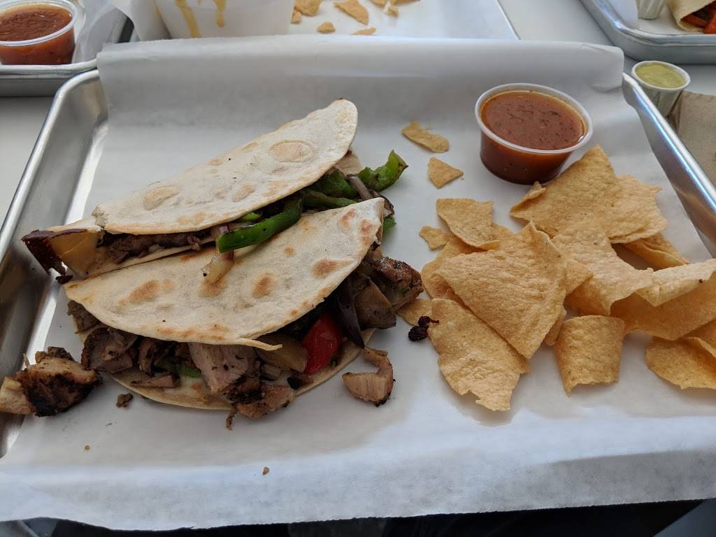 Dos Batos | restaurant | 2525 W Anderson Ln #175, Austin, TX 78757, USA | 5124520001 OR +1 512-452-0001