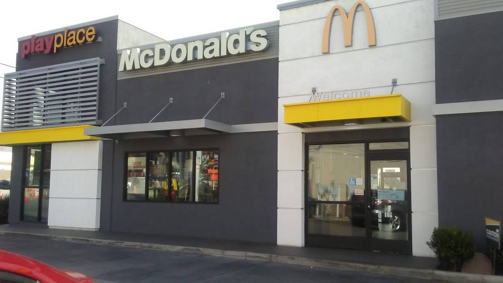 McDonalds | cafe | 1127 N San Fernando Blvd, Burbank, CA 91504, USA | 8188425878 OR +1 818-842-5878