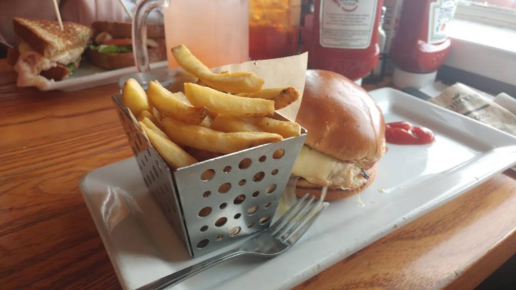 Chilis Grill & Bar | meal takeaway | 502 Baltimore Pike, Bel Air, MD 21014, USA | 4106382992 OR +1 410-638-2992