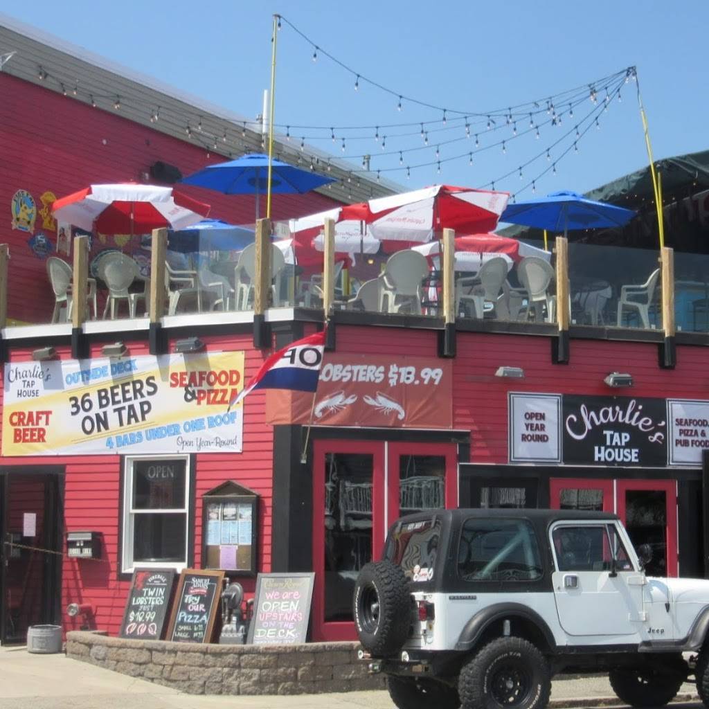 Charlies Tap House | restaurant | 9A Ocean Blvd, Hampton, NH 03842, USA | 6039299005 OR +1 603-929-9005