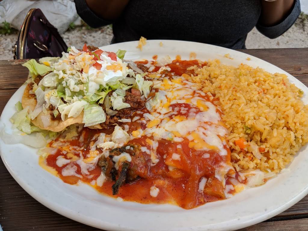 Panchos Villa Mexican Restaurant | restaurant | 32804 Pennsylvania Ave, San Antonio, FL 33576, USA | 3525883037 OR +1 352-588-3037