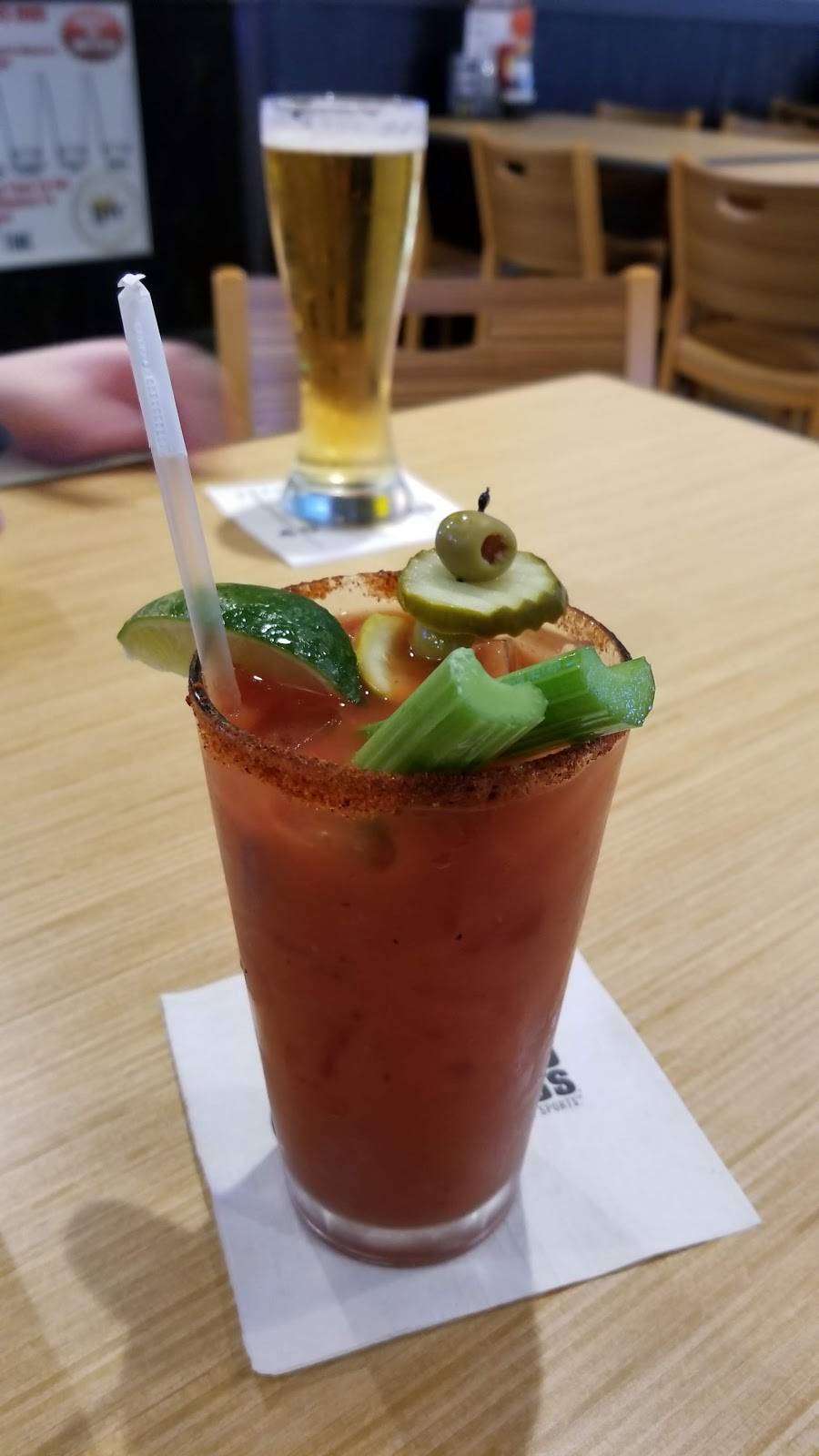 Buffalo Wild Wings | restaurant | 2313 W Main St, Troy, OH 45373, USA | 9374409016 OR +1 937-440-9016