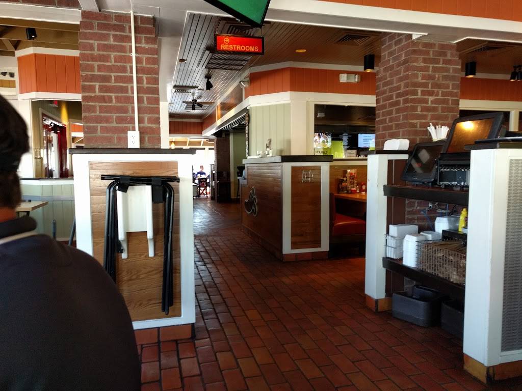 Chilis Grill & Bar | restaurant | 8901 College Pkwy, Fort Myers, FL 33919, USA | 2394817730 OR +1 239-481-7730