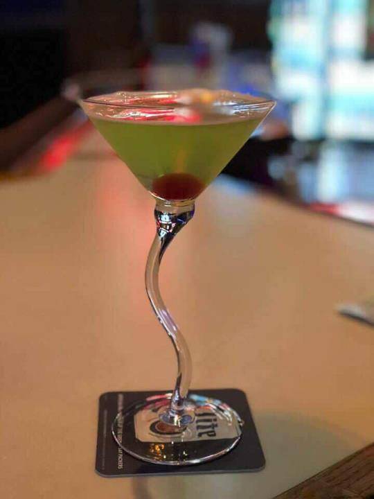 Do-Dodge-Inn | restaurant | 1339 Menomonie St, Eau Claire, WI 54703, USA | 7158329480 OR +1 715-832-9480