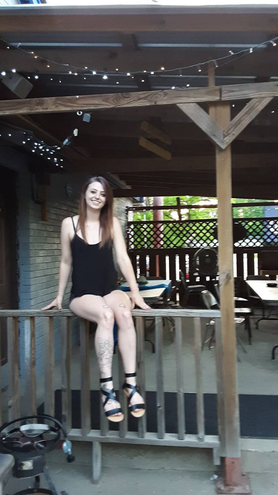 Kickstart Bar and Grill | restaurant | 5960 US-51, Millington, TN 38053, USA | 9016077235 OR +1 901-607-7235