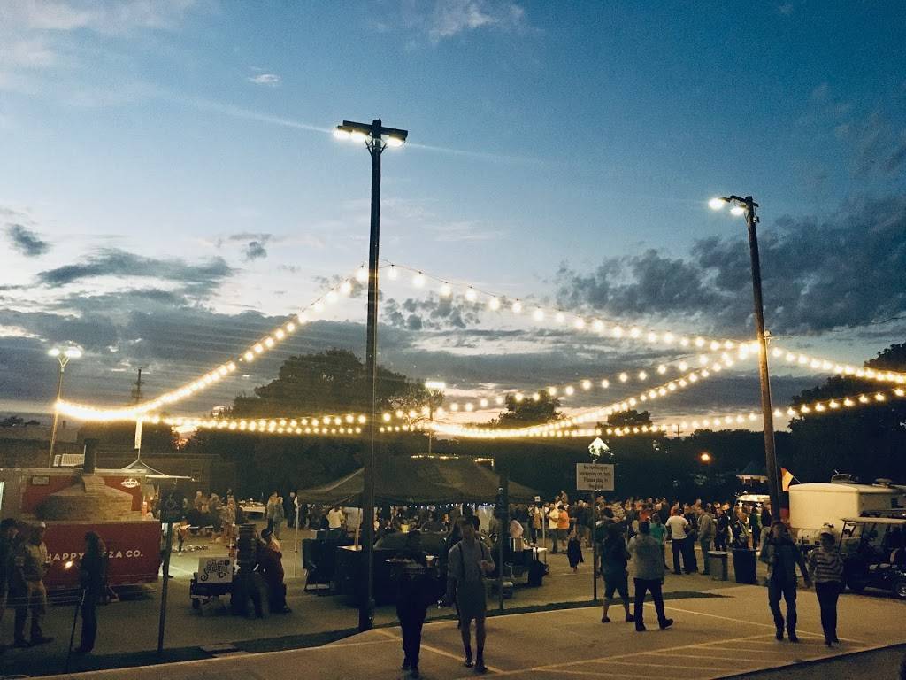 Barrow Brewing Company | restaurant | 108 Royal St, Salado, TX 76571, USA | 2549473544 OR +1 254-947-3544