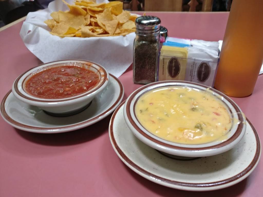 Sadies of New Mexico | restaurant | 6230 4th St NW, Los Ranchos De Albuquerque, NM 87107, USA | 5053455339 OR +1 505-345-5339