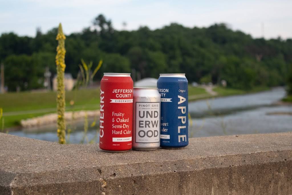 The Landing Market | cafe | 211 College Dr, Decorah, IA 52101, USA | 5632771893 OR +1 563-277-1893