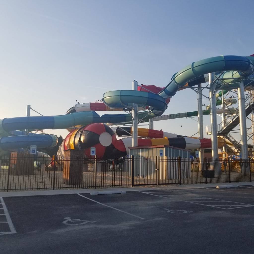 Frontier Town Lazy River Saloon | restaurant | 8428 Stephen Decatur Hwy, Berlin, MD 21811, USA | 8002285590 OR +1 800-228-5590