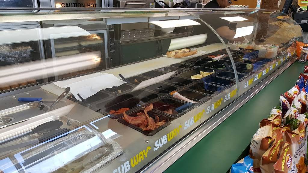 Subway | meal takeaway | 10780 M St, Omaha, NE 68127, USA | 4025936777 OR +1 402-593-6777