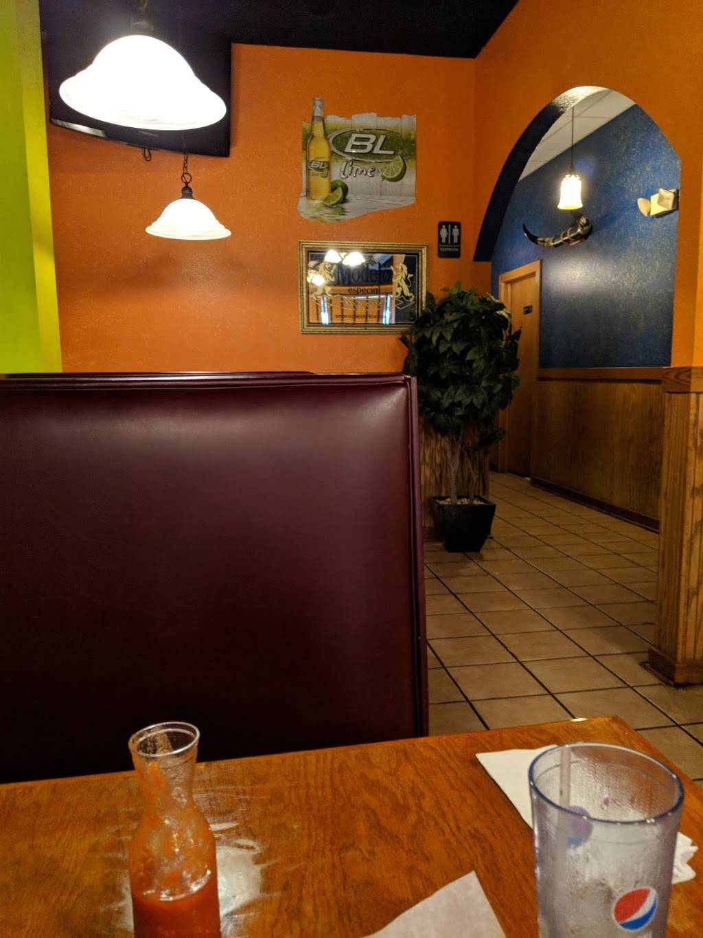 El Carreton | restaurant | 922 W 500 S, Berne, IN 46711, USA | 2605892222 OR +1 260-589-2222