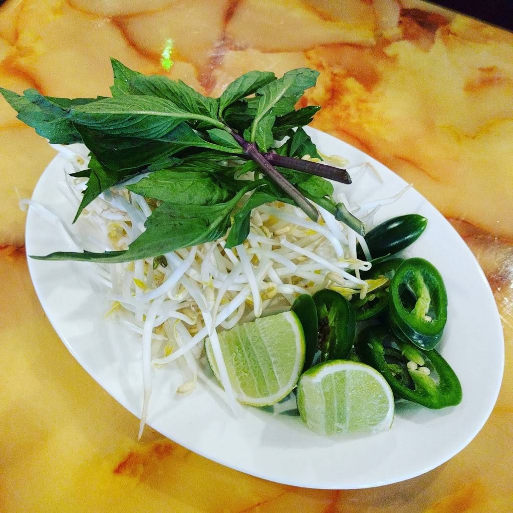 Saigon Noodle House | restaurant | 1515 W 81st Ave, Merrillville, IN 46410, USA | 2197698508 OR +1 219-769-8508