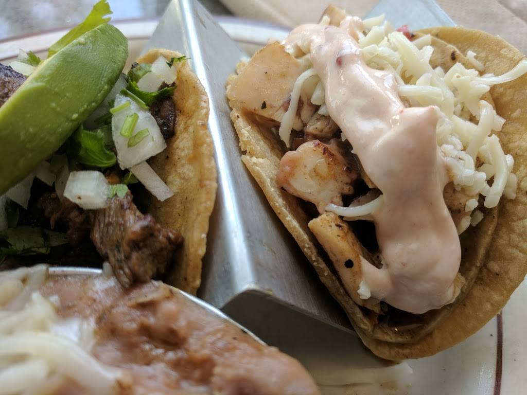 El Zarape Mexican Eatery | restaurant | 3038 Adams Ave, San Diego, CA 92116, USA | 6197940358 OR +1 619-794-0358