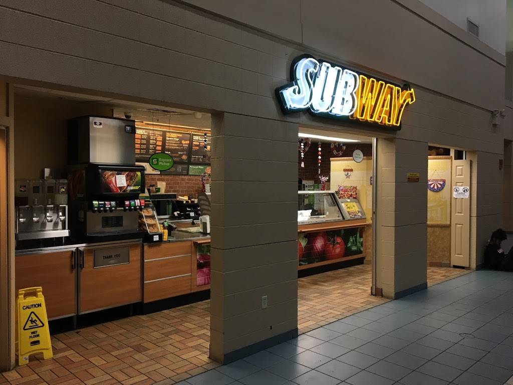 Subway | restaurant | 131 Alliance Bank Pkwy, Syracuse, NY 13208, USA | 3154741556 OR +1 315-474-1556