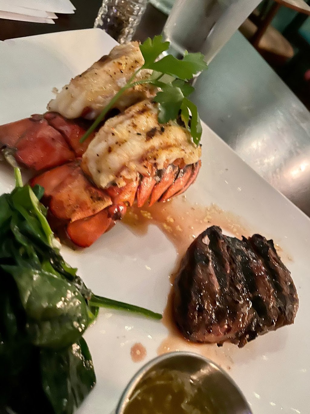 Pinefish | restaurant | 1138 Pine St, Philadelphia, PA 19107, USA | 2675192850 OR +1 267-519-2850