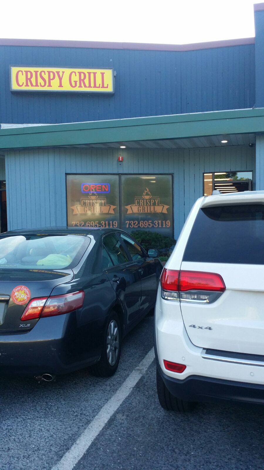 Crispy Grill | restaurant | 214 Roosevelt Ave, Oakhurst, NJ 07755, USA | 7326953119 OR +1 732-695-3119