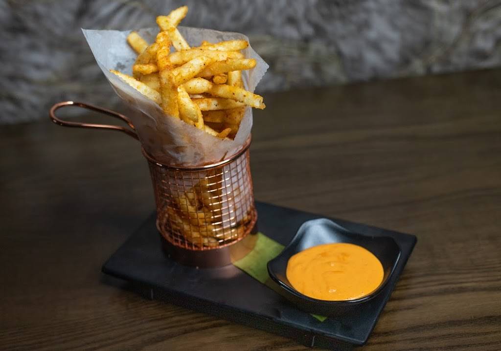 la sala by tu casa | restaurant | 116-35 Metropolitan Ave, Richmond Hill, NY 11418, USA | 7184873892 OR +1 718-487-3892