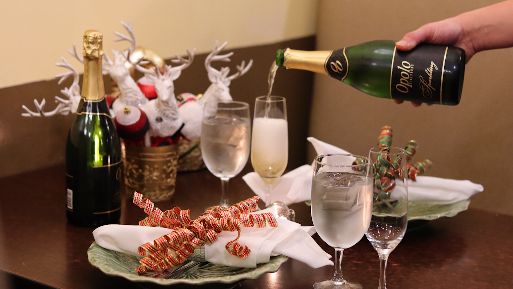 Siam Nara Thai Cuisine | restaurant | 8993 Mira Mesa Blvd, San Diego, CA 92126, USA | 8585661300 OR +1 858-566-1300