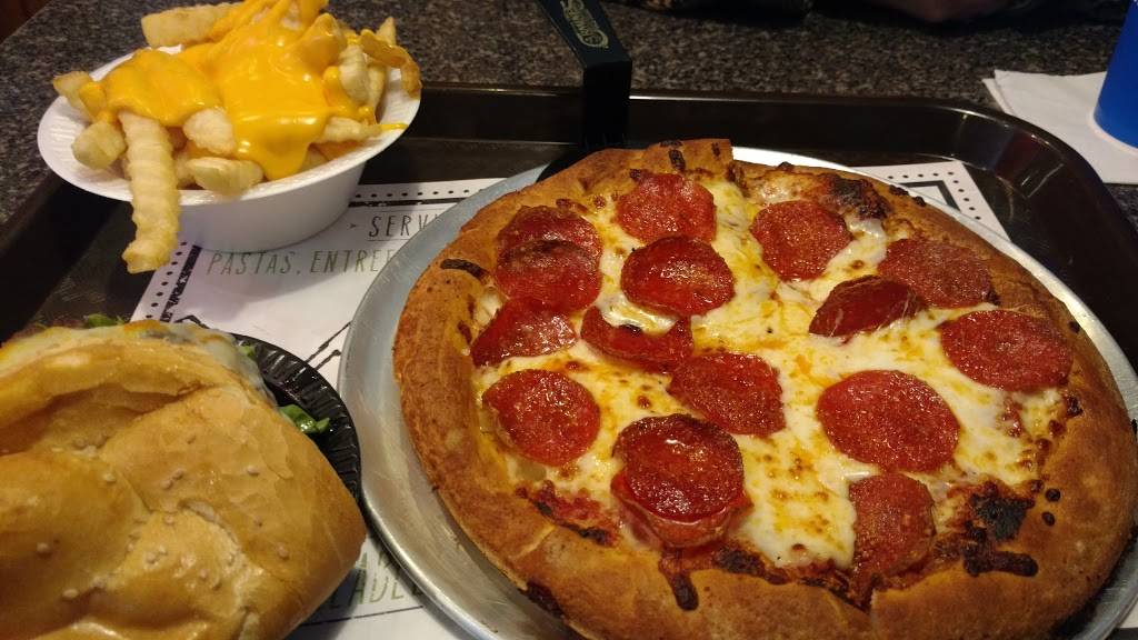 Carmines Family Restaurant | restaurant | 671 Maiden Ln, Rochester, NY 14615, USA | 5856630050 OR +1 585-663-0050