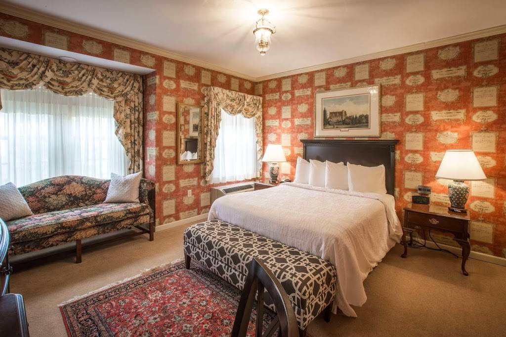 Carnegie Inn & Spa, An Ascend Hotel Collection Member | restaurant | 100 Cricklewood Dr, State College, PA 16803, USA | 8142342424 OR +1 814-234-2424