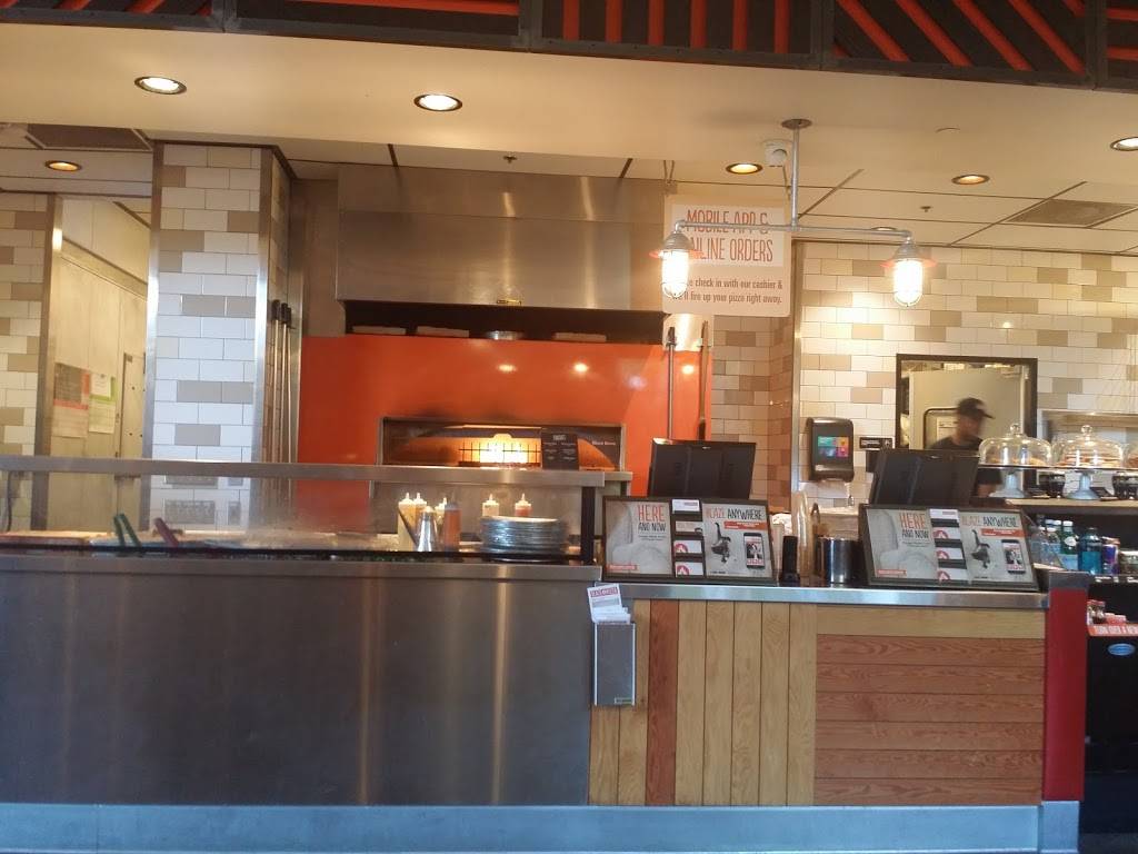 Blaze Pizza | meal takeaway | 27231 La Paz Rd, Laguna Niguel, CA 92677, USA | 9493586577 OR +1 949-358-6577
