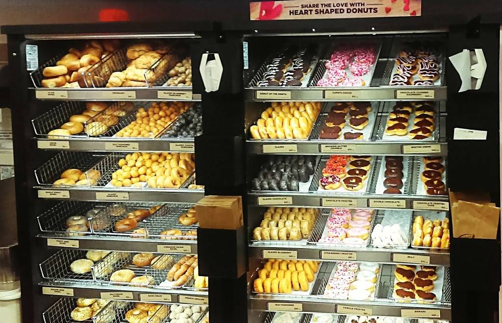 Dunkin | bakery | 451 S Duncan Dr, Tavares, FL 32778, USA | 3526092236 OR +1 352-609-2236