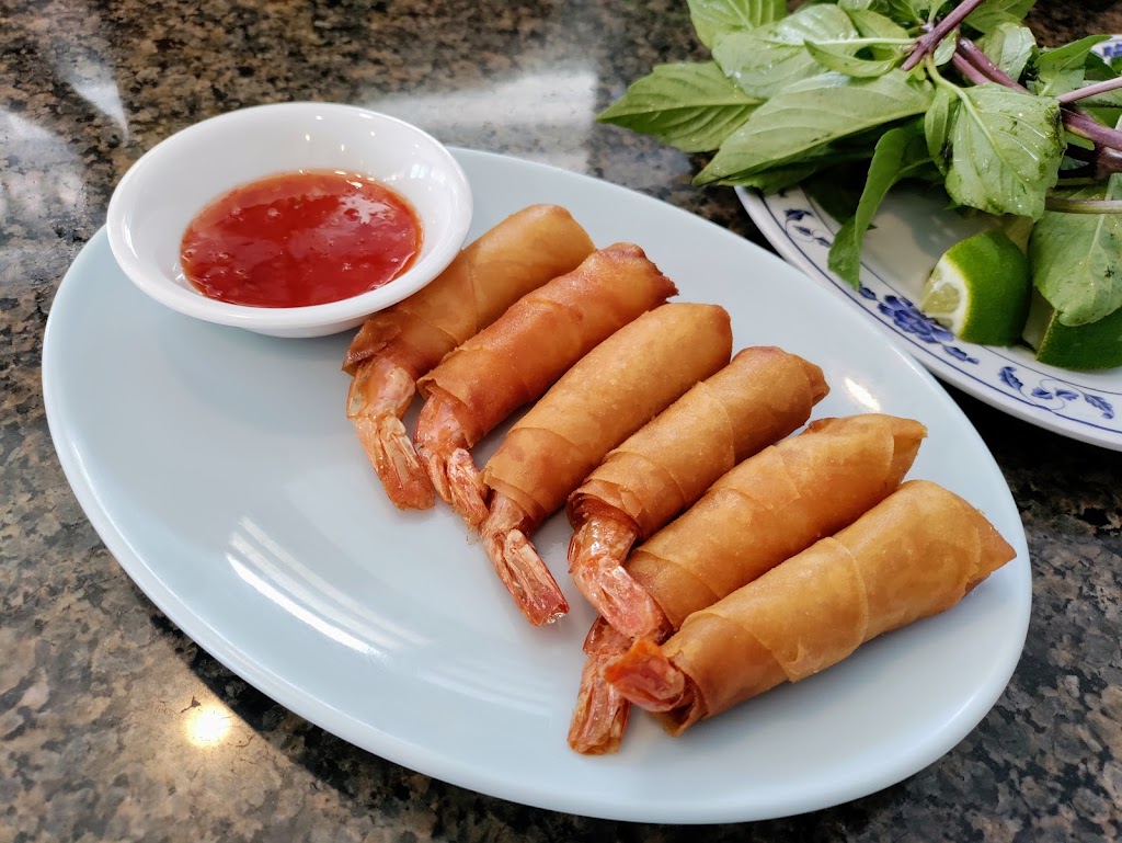 Pho Binh | restaurant | 10827 Bellaire Blvd, Houston, TX 77072, USA | 2815687333 OR +1 281-568-7333
