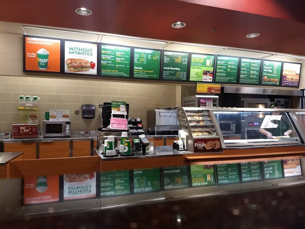 Subway Restaurants | restaurant | 3 Shircliff Way, Suite 101, Dillon Building, Jacksonville, FL 32204, USA | 9043841122 OR +1 904-384-1122